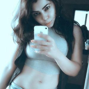 Farrah Kader Hot_3.jpg Farrah Kader Hot & Topless